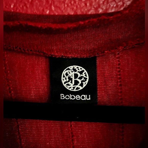 Bobeau Red Sweater/Pancho with interesting texture, M - Picture 5 of 12